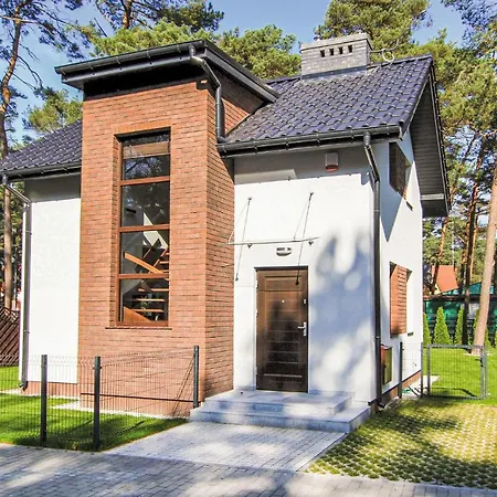 Awesome Home In Pobierowo With 2 Bedrooms And Internet Holiday home
