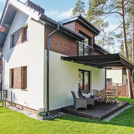 Awesome Home In Pobierowo With 2 Bedrooms And Internet Holiday home