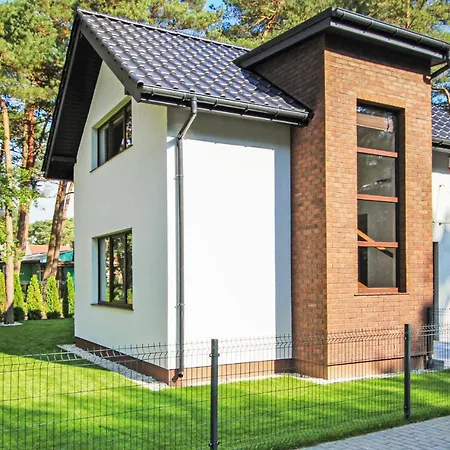 Awesome Home In Pobierowo With 2 Bedrooms And Internet Holiday home *